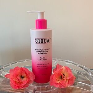310CA Moisture Lock Hyaluronic Vitamin E Face Cleanser
